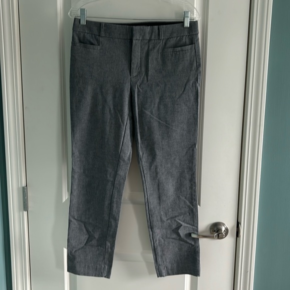 Banana Republic Mid-Rise Skinny Sloan Pants in Grey Size 6 - Picture 3 of 7